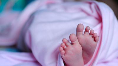 Niños al sol: consejos para protegerlos