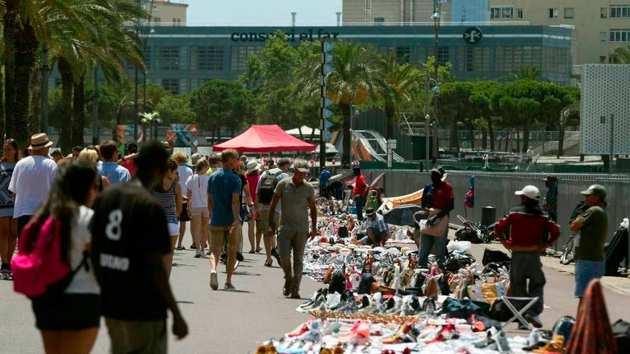 El Sindicato Mantero reitera que los vendedores ambulantes  de Barcelona fueron agredidos primero por turistas