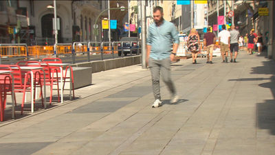 La Gran Vía estrena aceras, ampliadas a casi nueve metros