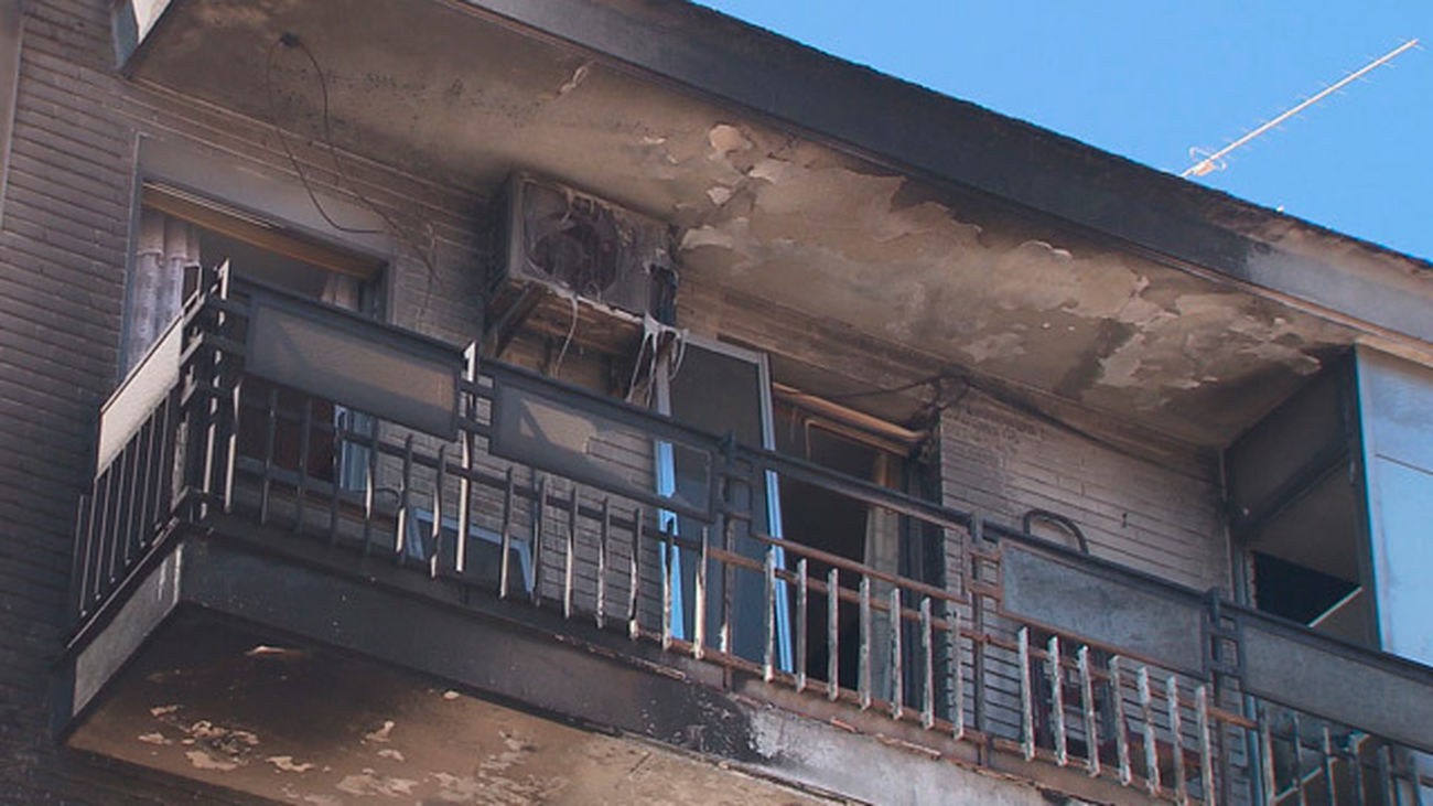 La pareja del hombre que se quemó a la bonzo en Villaverde le denuncia por maltrato