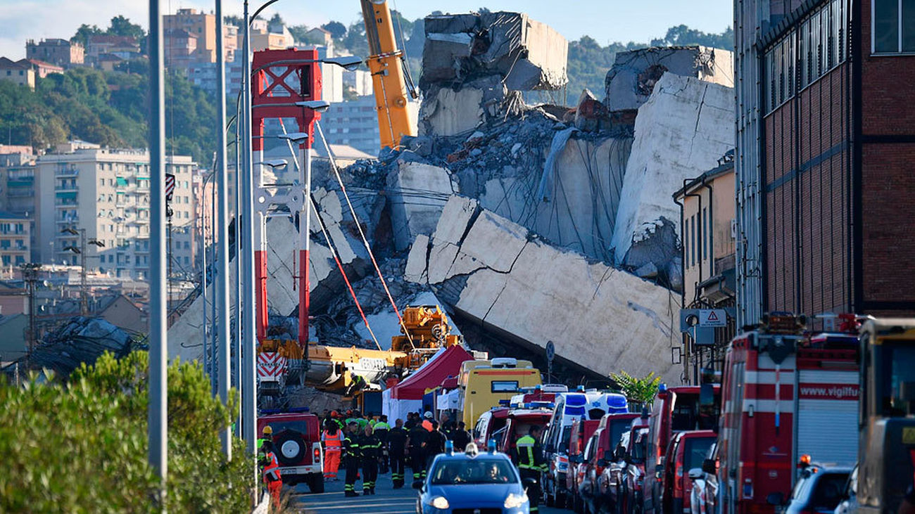 Asciende a 39 el número de víctimas mortales al desplomarse un viaducto en Génova