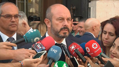 Rollán advierte de que el Palacio de Valdés no puede acoger a inmigrantes