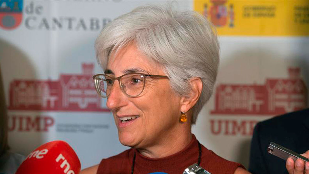 La fiscal general no ve "delito alguno" en "quitar ni poner"  lazos amarillos