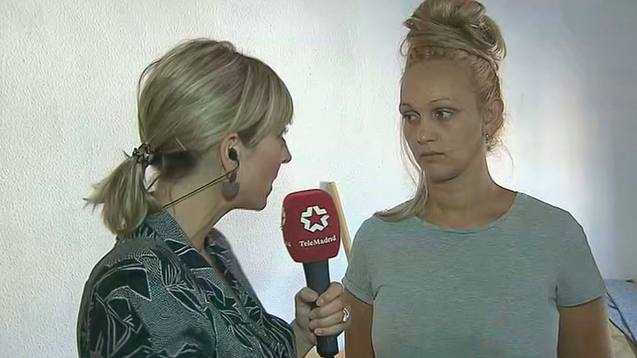 Una madre, con sus tres hijos, pendiente de ser desahuciada en Vicálvaro