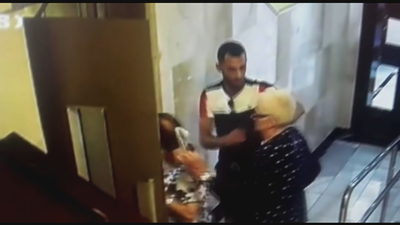 Dos ancianas se enfrentan a un atracador que intentaba robarlas en Bilbao