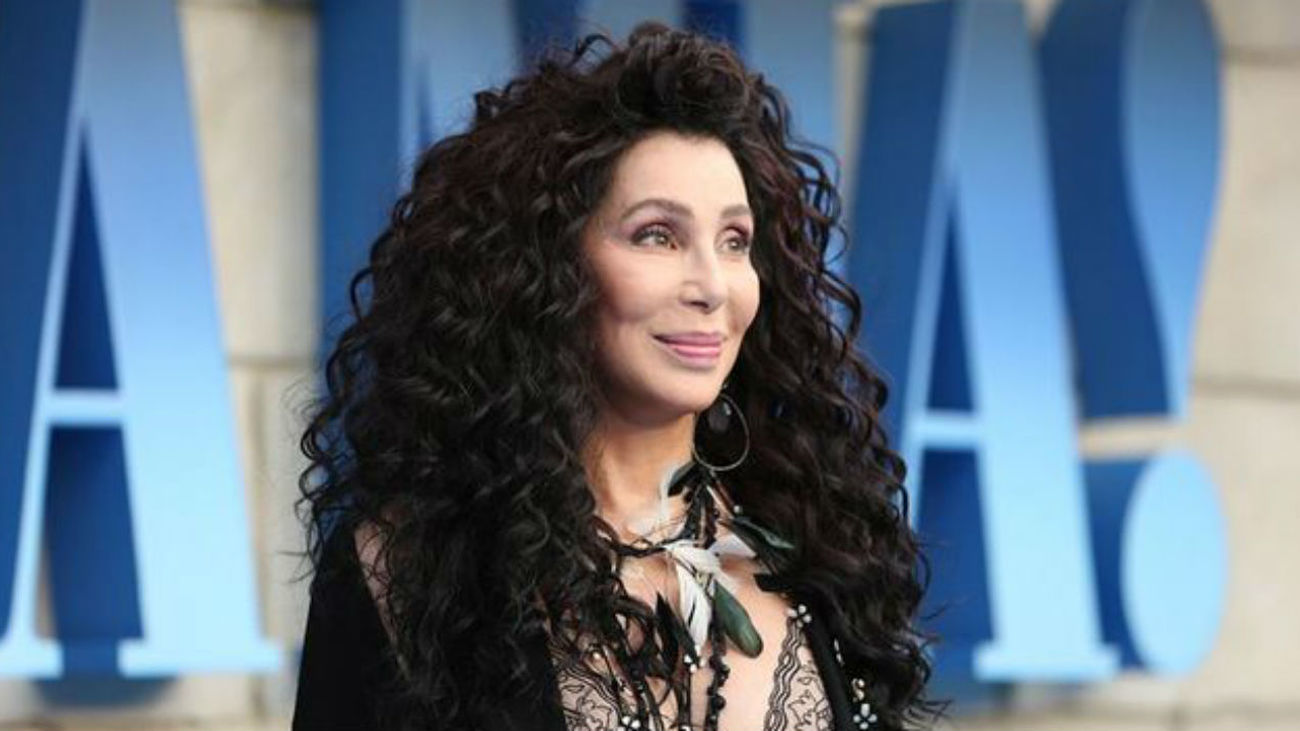 La cantante Cher