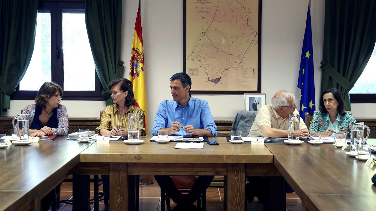 Sánchez y su Gobierno abordan una agenda de cambio más allá de la legislatura