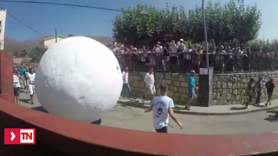 Herido muy grave un joven al ser aplastado en el boloencierro de Mataelpino