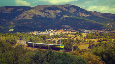 Rutas en trenes históricos para conocer la Comunidad de Madrid
