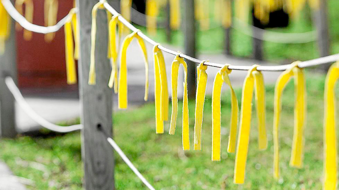 La Generalitat dice que la tensión en la calle por los lazos amarillos son "hechos puntuales"