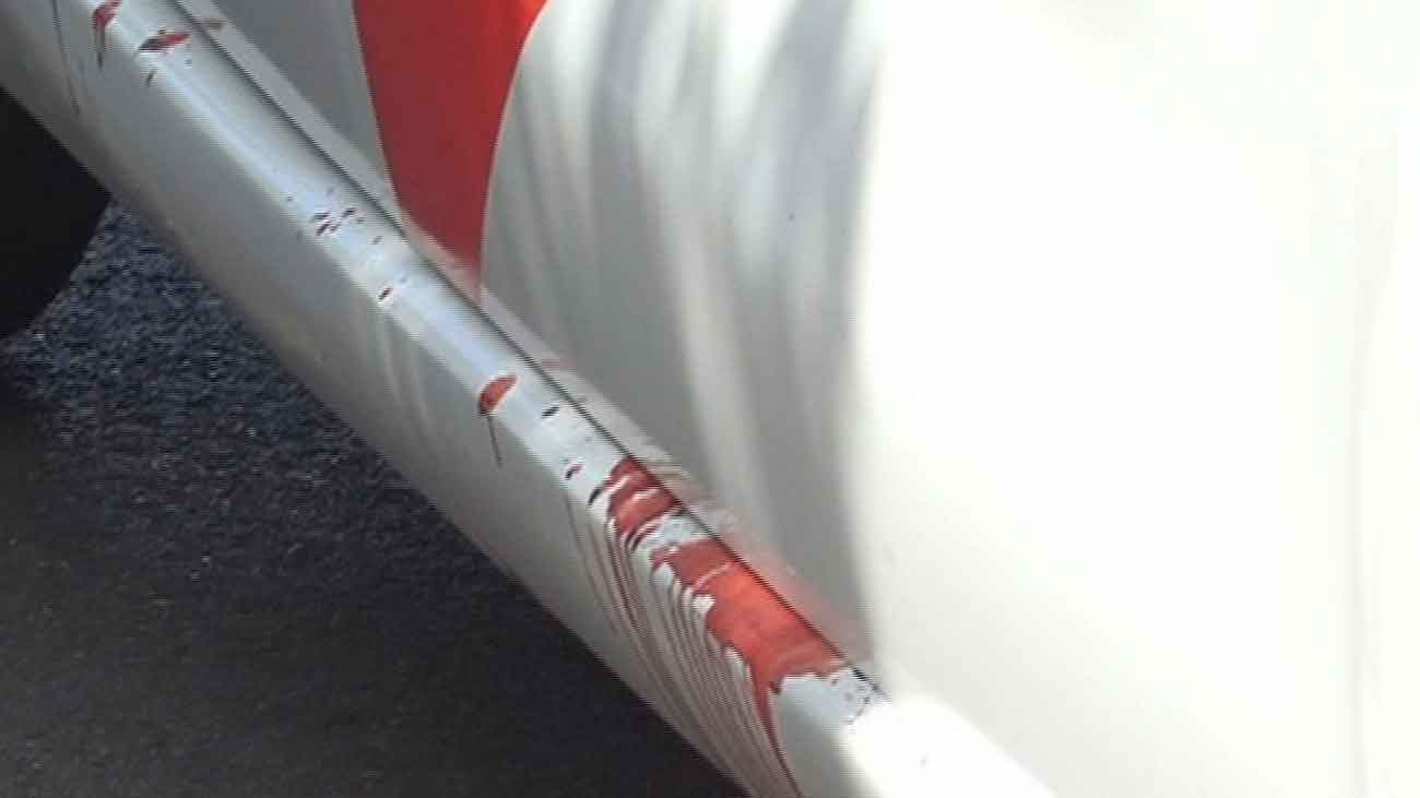 Apuñalado un taxista en plena carrera en Vallecas para robarle