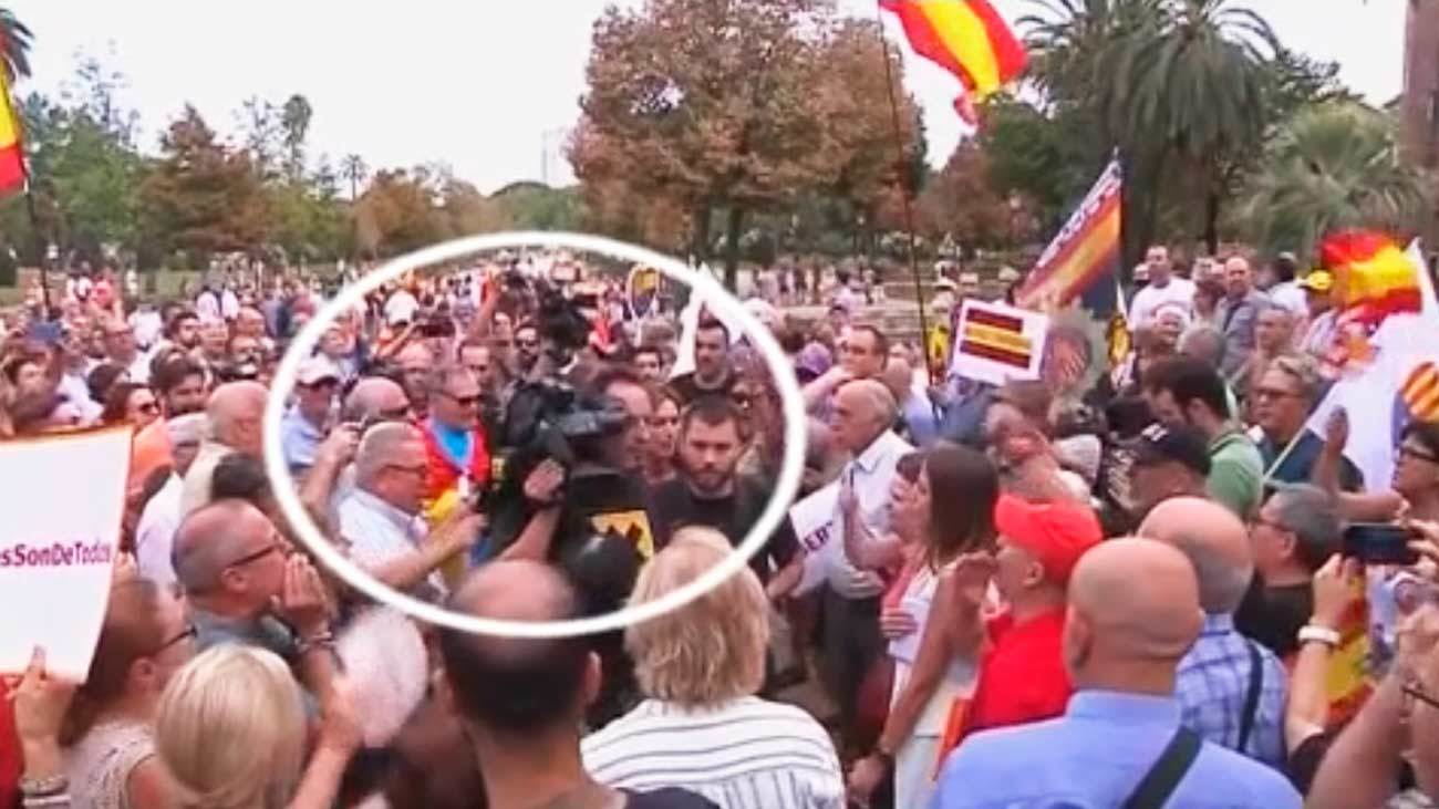 Así se produjo la agresión a un cámara de Telemadrid que ha denunciado los hechos