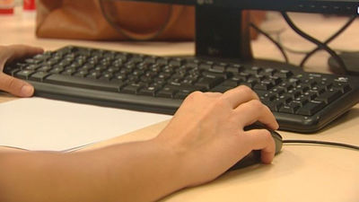 La Policía Nacional evita el suicidio de un menor acosado a través de internet