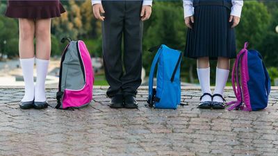 Llega la 'vuelta al cole' para casi 627.000 alumnos entre protestas por las obras en algunos centros