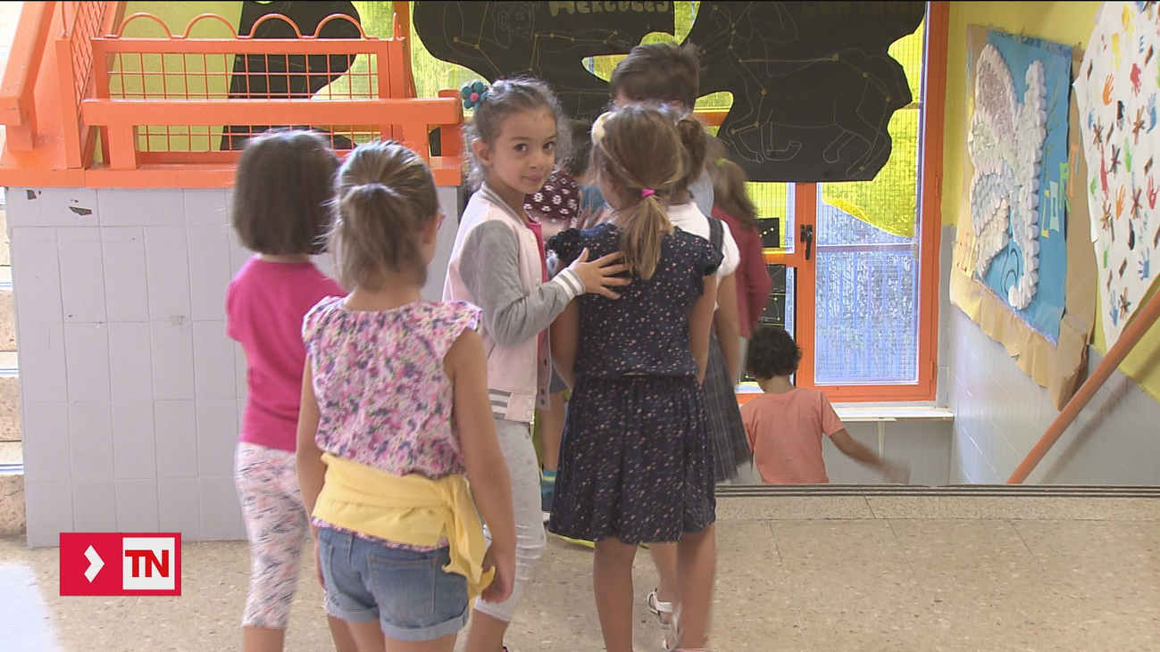 Los alumnos de infantil y primaria madrileños vuelven a las aulas