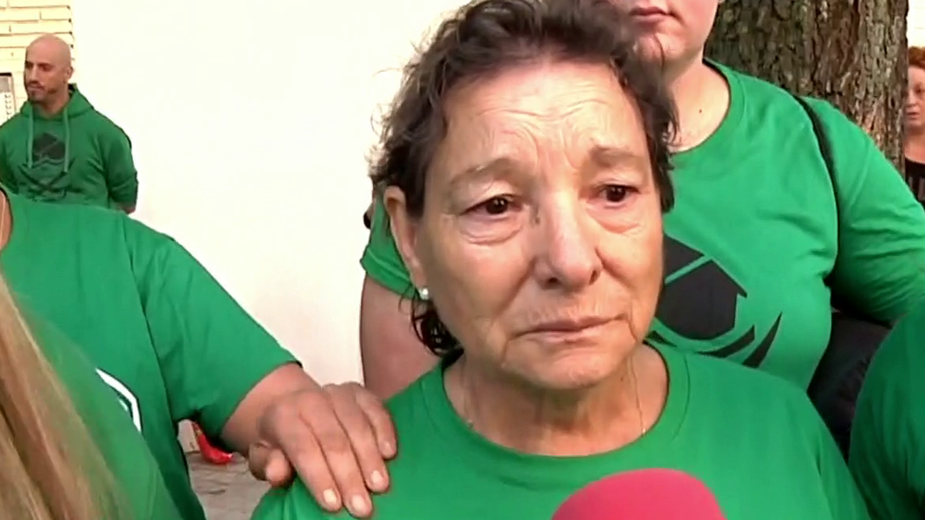 Charo, al borde del desahucio: "He vivido aquí toda mi vida y ahora me voy a la calle"