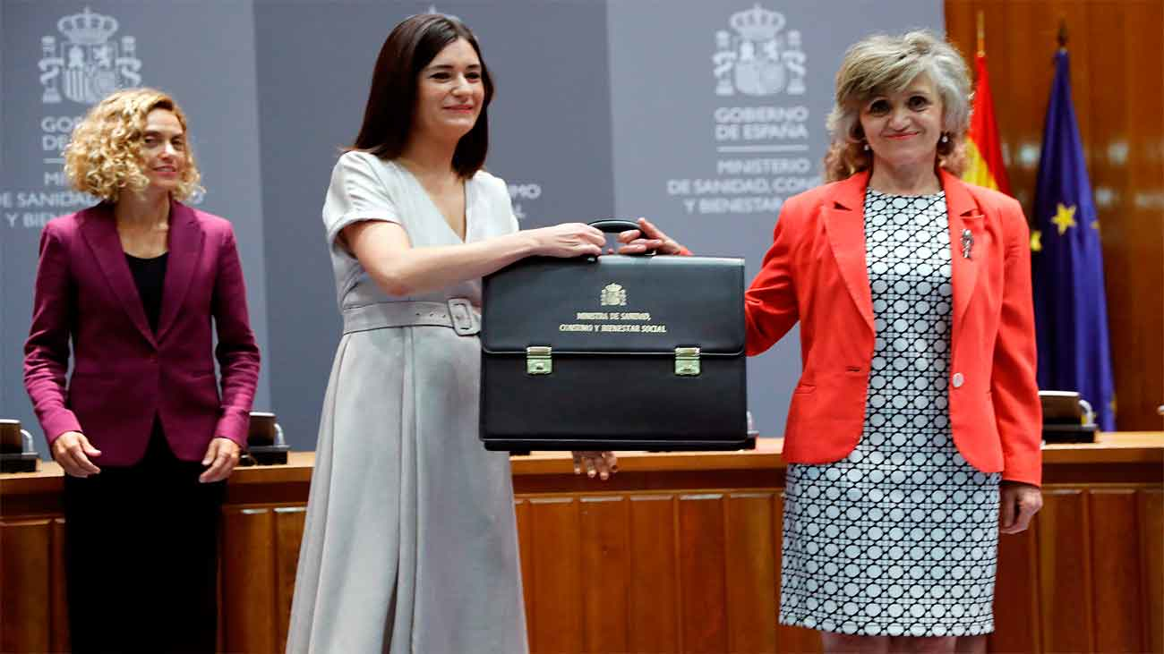 María Luisa Carcedo promete su cargo como nueva ministra de Sanidad, Consumo y Bienestar Social