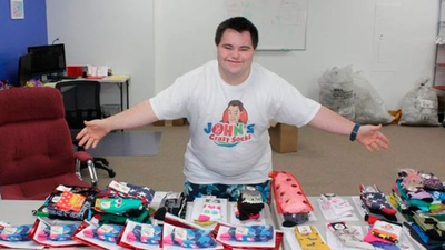 Los calcetines locos de John, una historia de superación