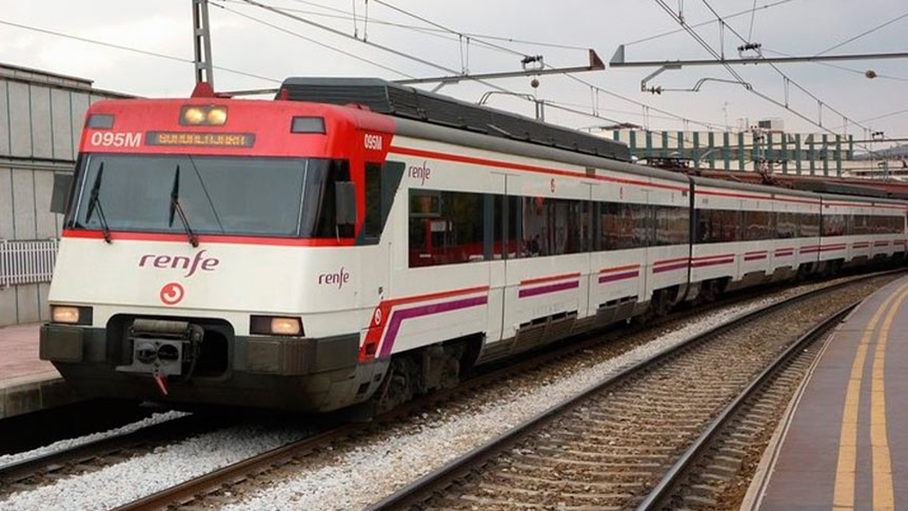 La violenta reacción de un vigilante  frente a un fotógrafo en  Aranjuez