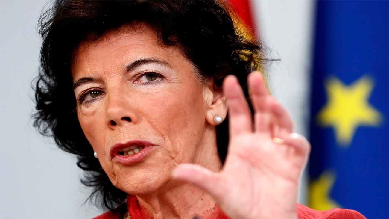 Celaá: Las bombas vendidas a Riad "son de alta precisión  y no se van a equivocar matando a yemeníes"