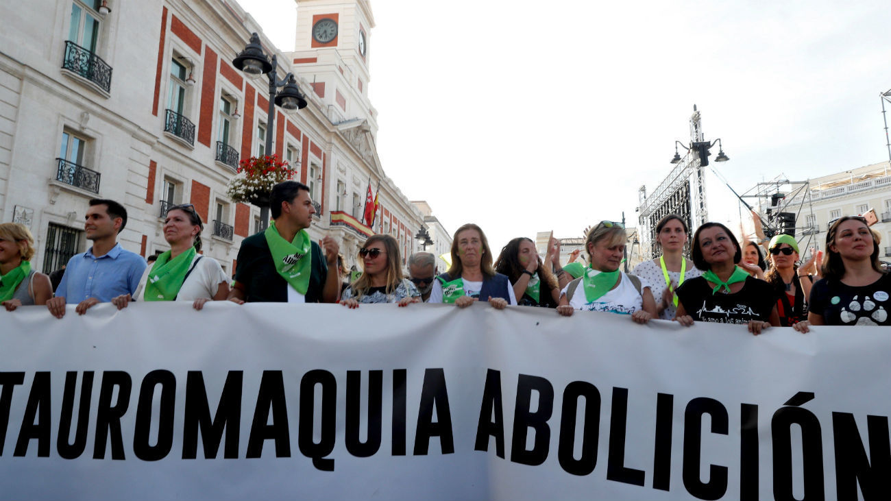 Miles de personas piden en Madrid el "fin a las injusticias" contra los animales