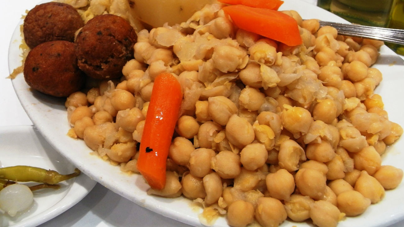 El cocido de Móstoles: 175 kilos de garbanzos para 4.000 raciones