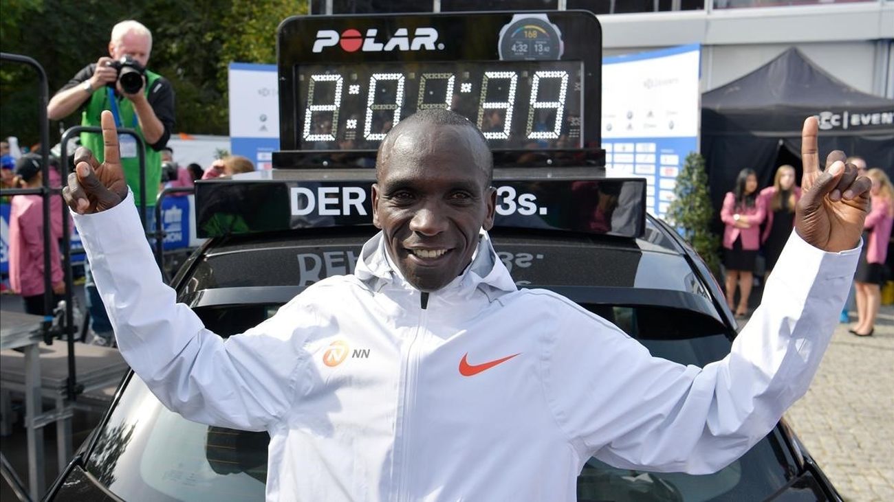 Jesús España sobre el récord del mundo de maratón: “Kipchoge no corre, flota sobre el asfalto”