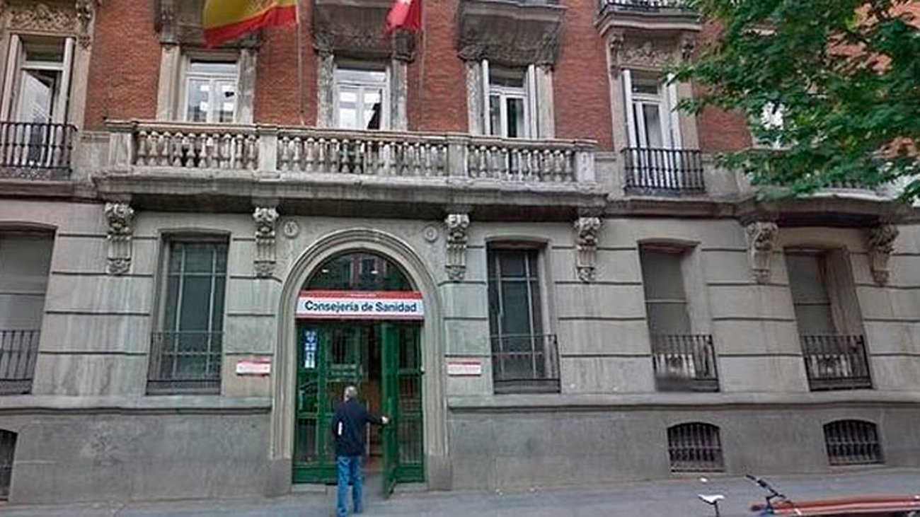 Sanidad afirma que el colectivo 'trans' tendrá  "en breve" la tarjeta con el nombre 'sentido'