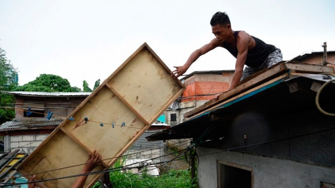 Ya son 65 los muertos tras el paso  del supertifón 'Mangkhut' por Filipinas