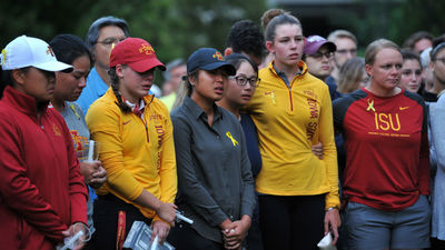 Cientos de estudiantes despiden a Celia Barquín en su universidad