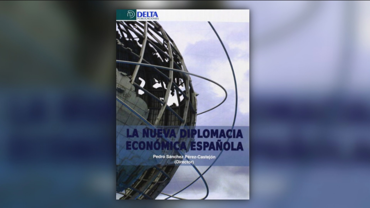Un libro de Sánchez copia párrafos del discurso de un diplomático y Moncloa habla de "error involuntario"