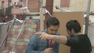 Alta tensión en el solar ocupado de Puente de Vallecas