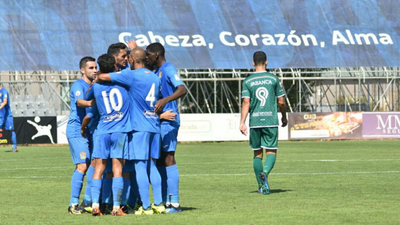 2-0. El Fuenlabrada vence al Coruxo en el Fernando Torres