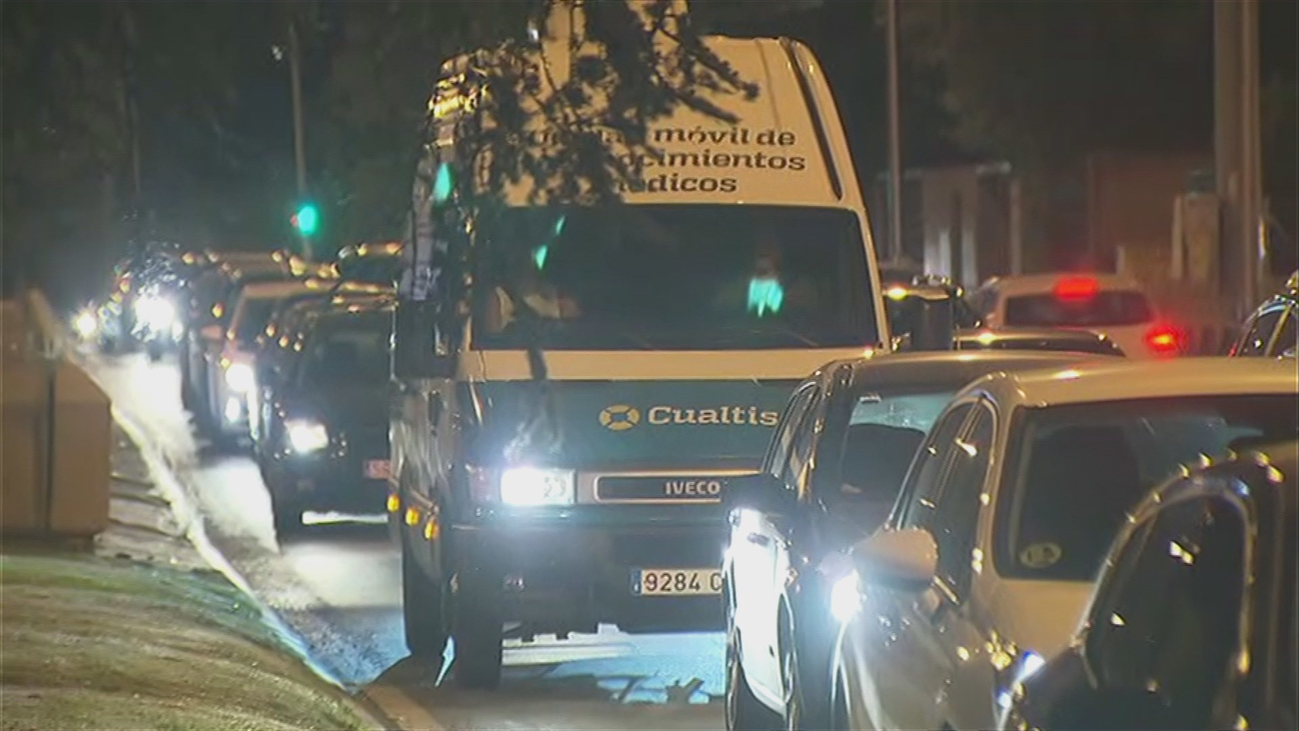 Caos circulatorio en hora punta por el socavón de Arturo Soria