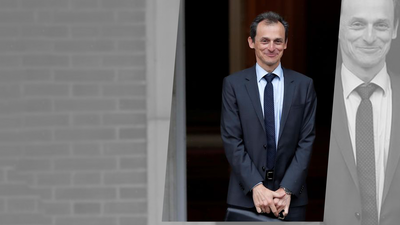 El Gobierno cierra filas y defiende a Pedro Duque