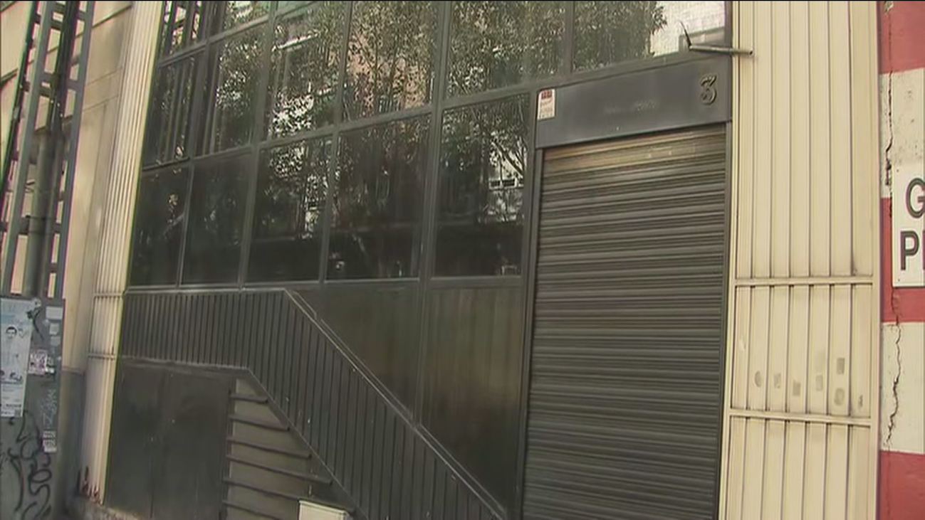 Investigan la identidad de la mujer cuyos restos descuartizados fueron hallados en una maleta en Usera