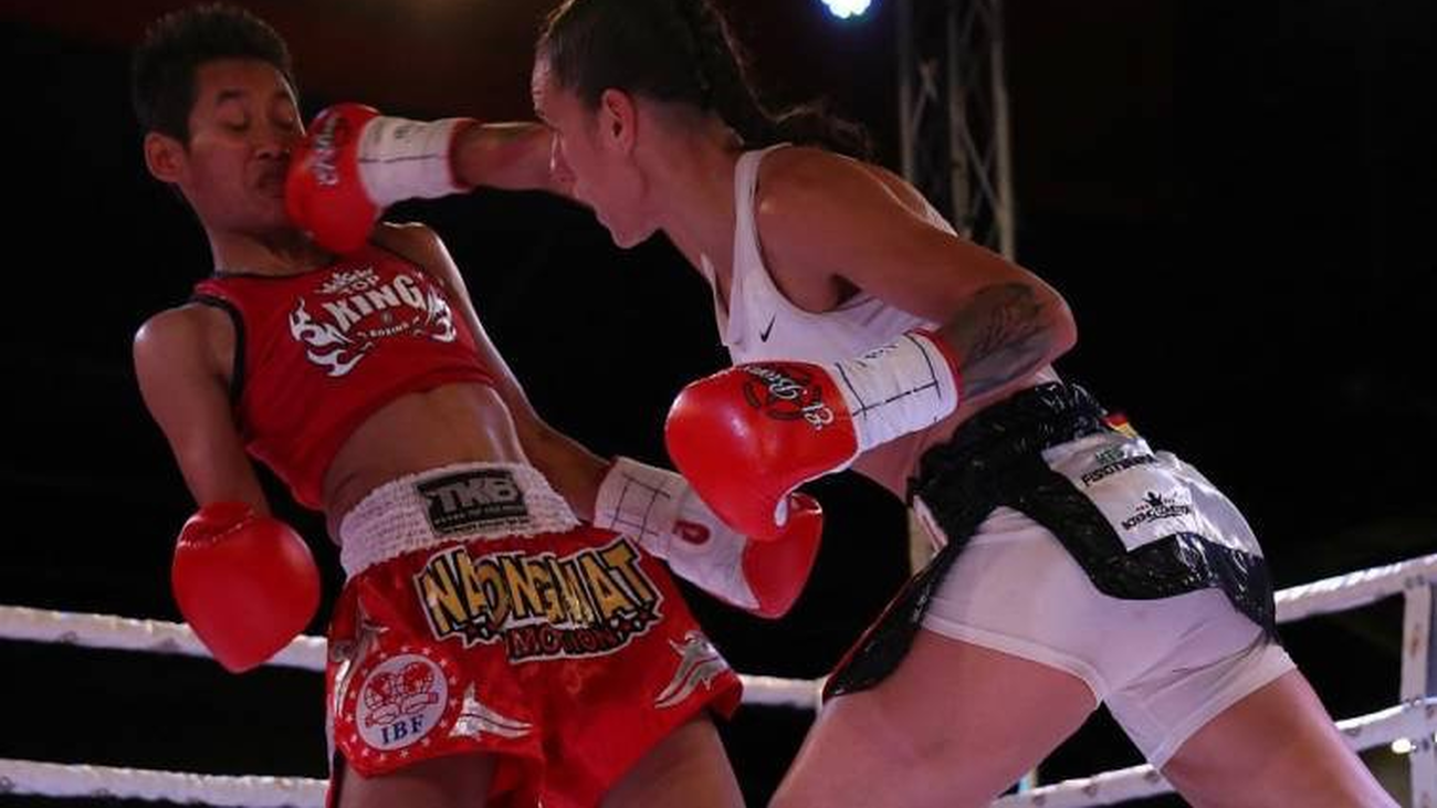 La madrileña Joana Pastrana retiene el título mundial