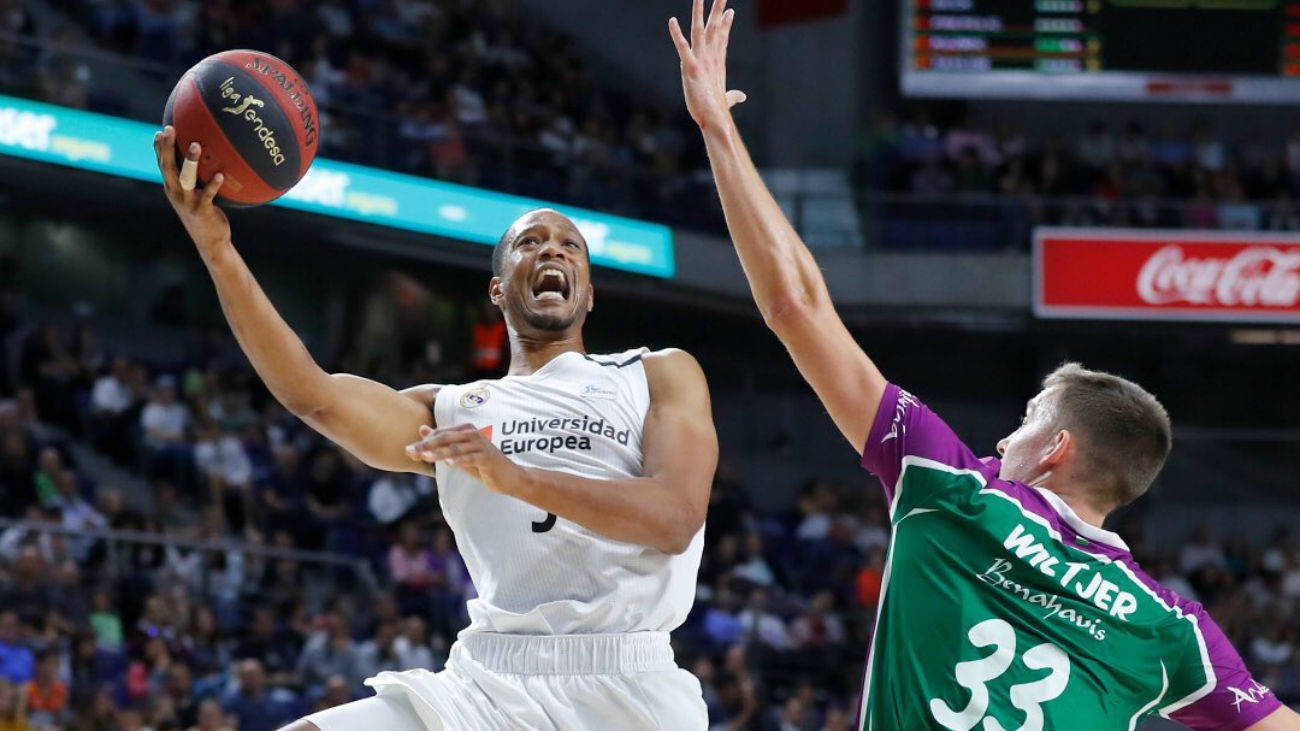89-82. El Real Madrid salva el liderato ante Unicaja