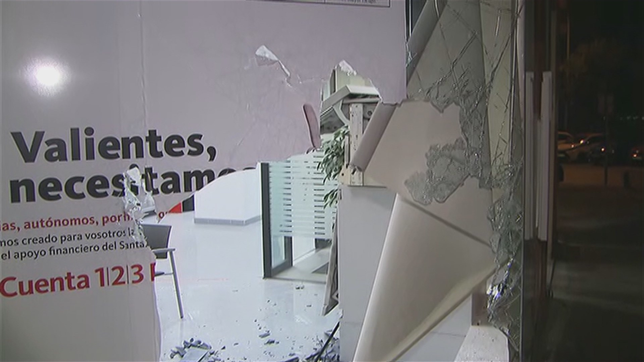 Robo con mazas en  una sucursal bancaria de Vallecas