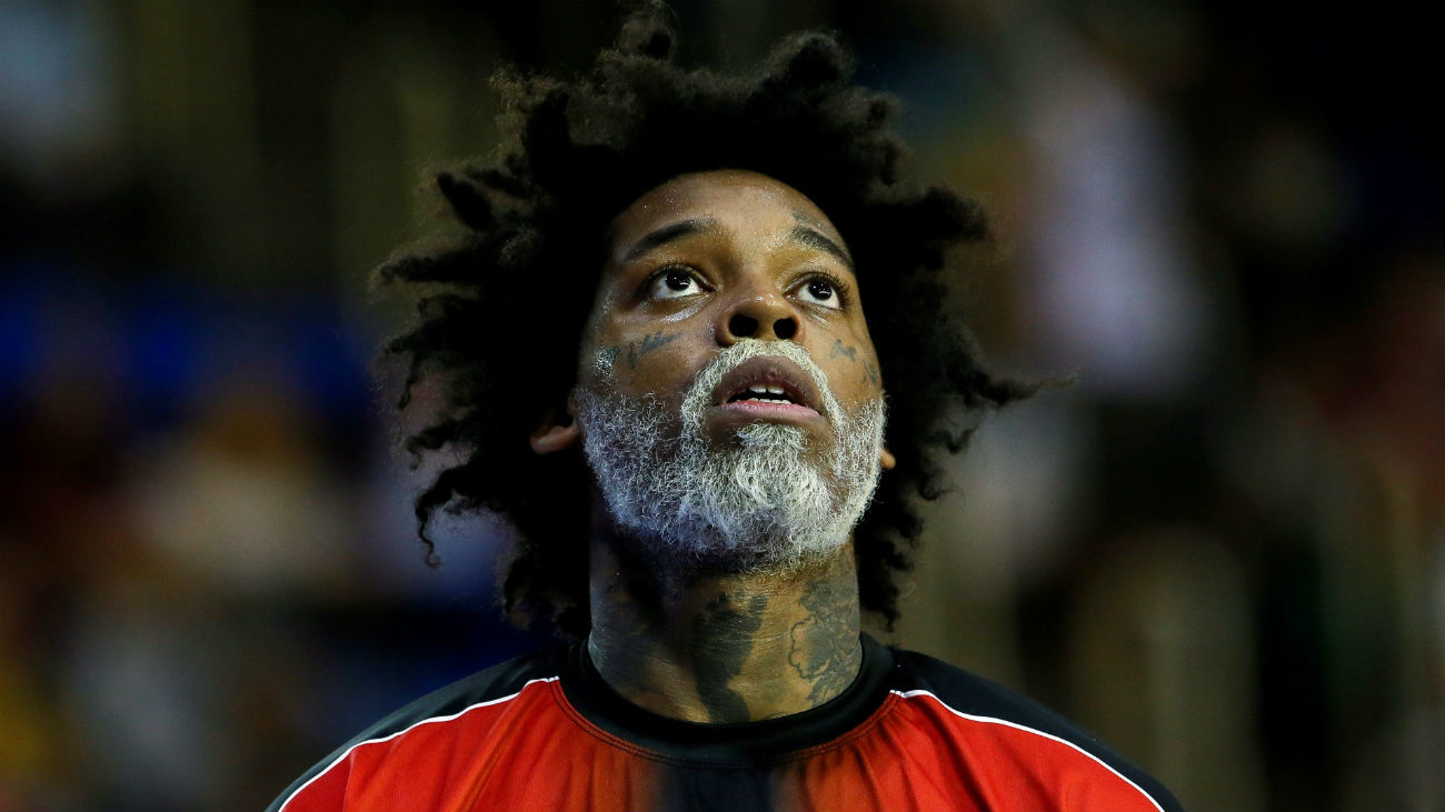 Tenso reencuentro de Nogueira con la afición del Estudiantes