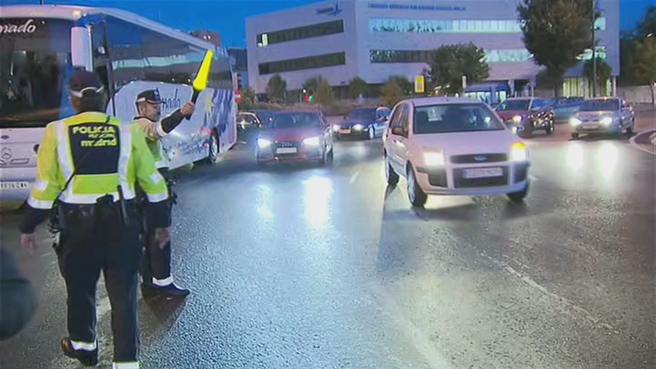 Desinformación entre los conductores madrileños sobre lo que implican las pegatinas