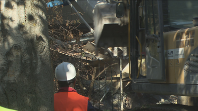 Derriban el asador 'Los Porches' abandonado hace 10 años