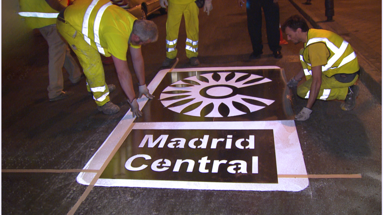 La Plataforma de Afectados de Madrid Central comienza a recoger firmas para retrasar el plan