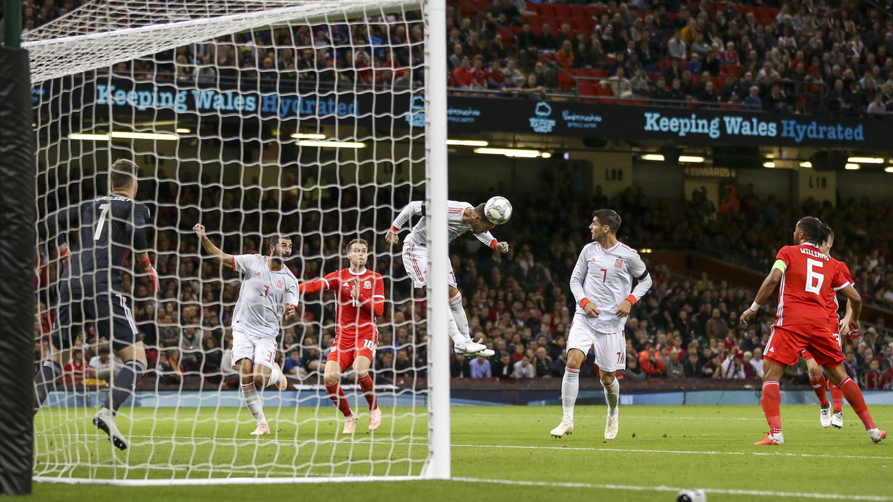 Gol de Sergio Ramos a Gales