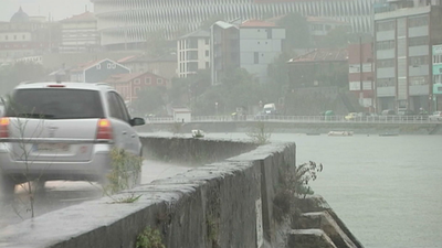 Leslie se debilita en España y pasa como tormenta tropical