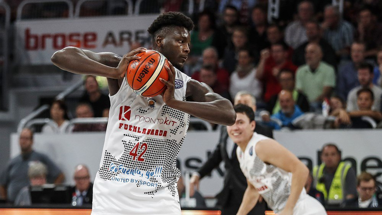 El 'Fuenla', sin entrenador, se mide a los Giants en la Champions