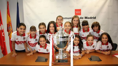 Homenaje a las campeonas madrileñas sub'12