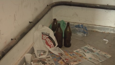 Goteras, grietas, suciedad, humedad y tuberías en mal estado en varios edificios de Móstoles