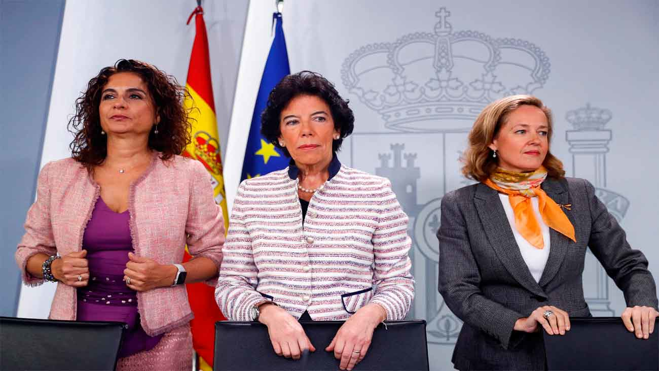 El Gobierno rebaja el crecimiento previsto para 2018 y 2019