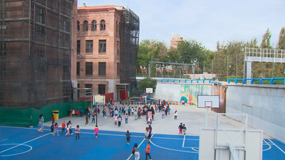 Oleada de robos y destrozos en varios colegios madrileños